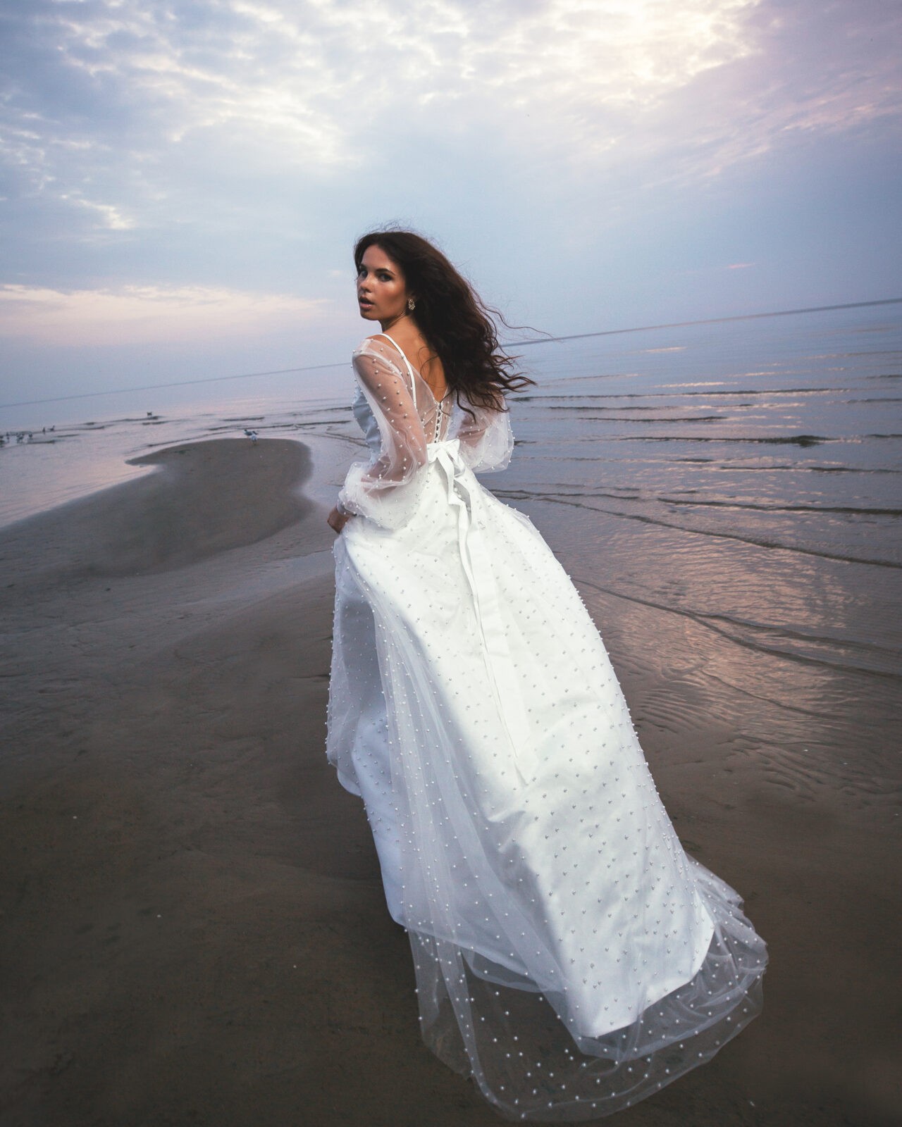 Annette kāzu kleitas